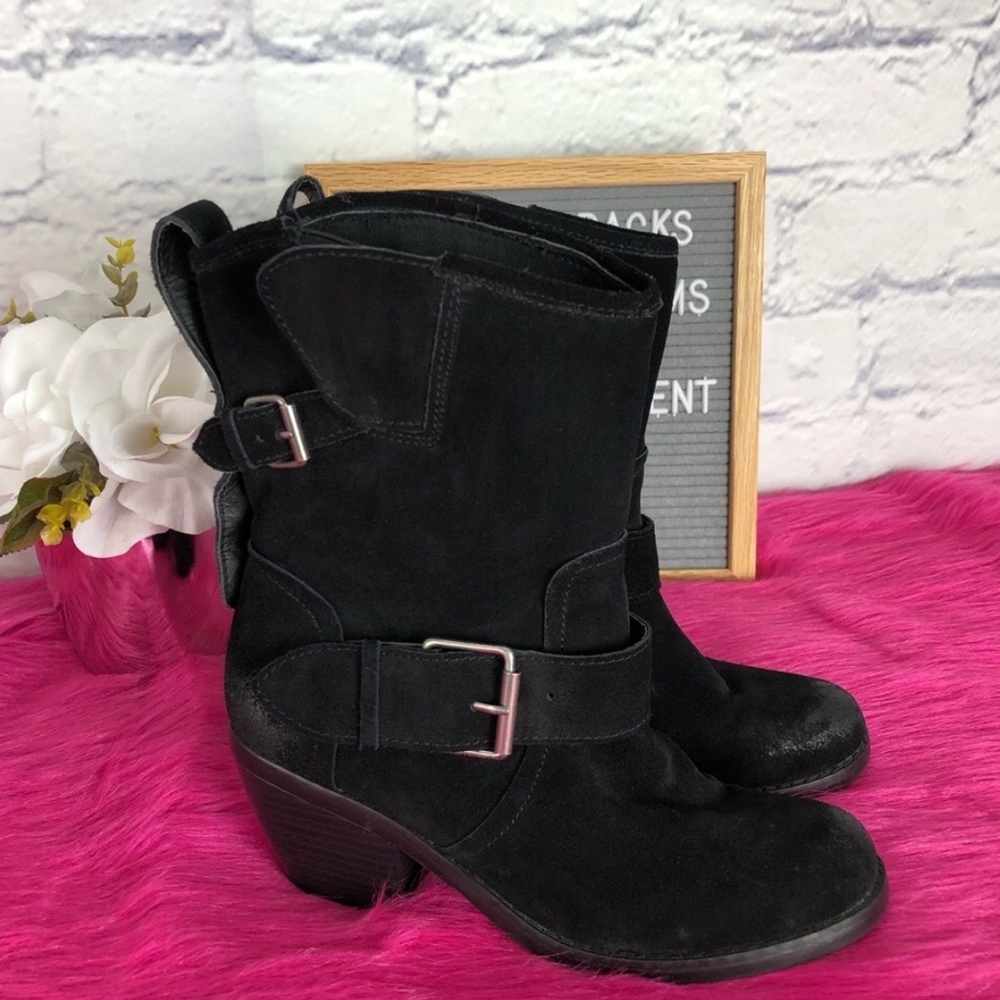 Dolce Vita Dual Buckle Pull On Oiled Suede